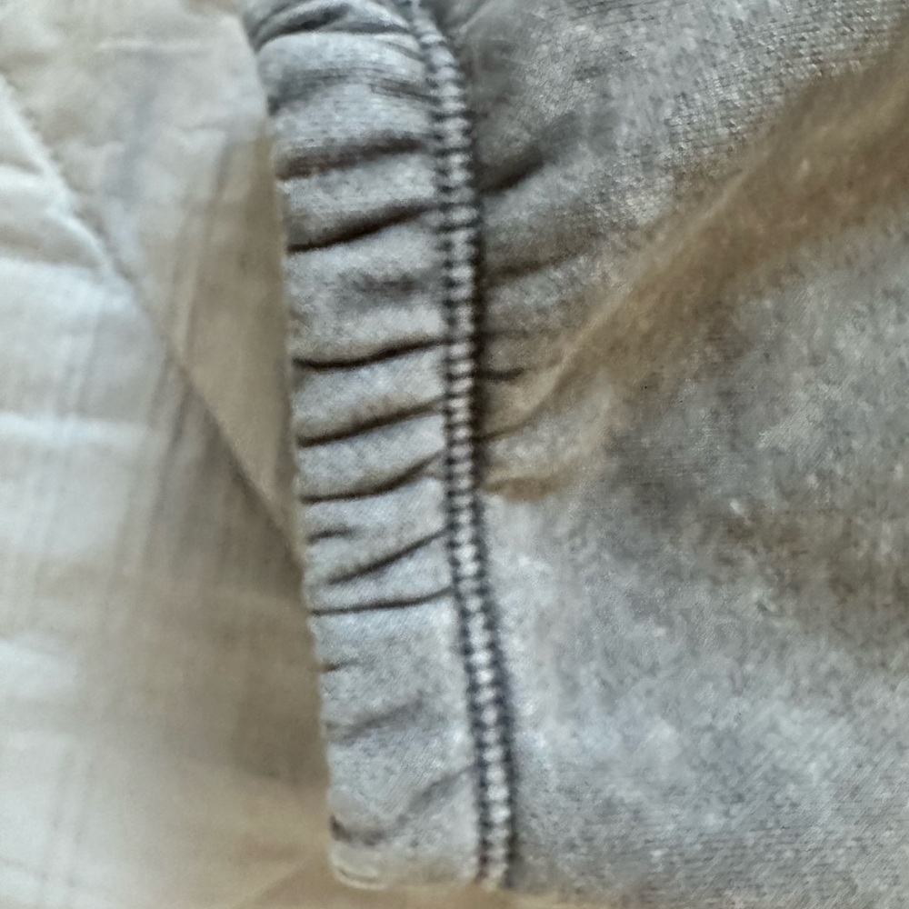 GAP Teen Shark Fin Greywash Joggers- NWOT - Picture 7 of 9